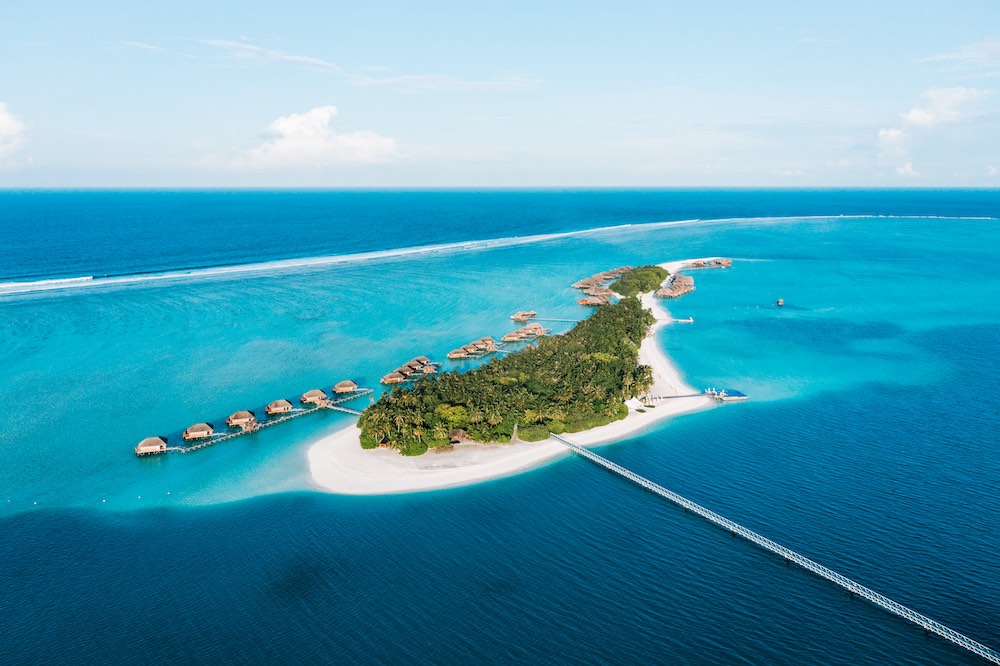 Ithaa Undersea Restaurant at Conrad Maldives Rangali Island thumbnail 6